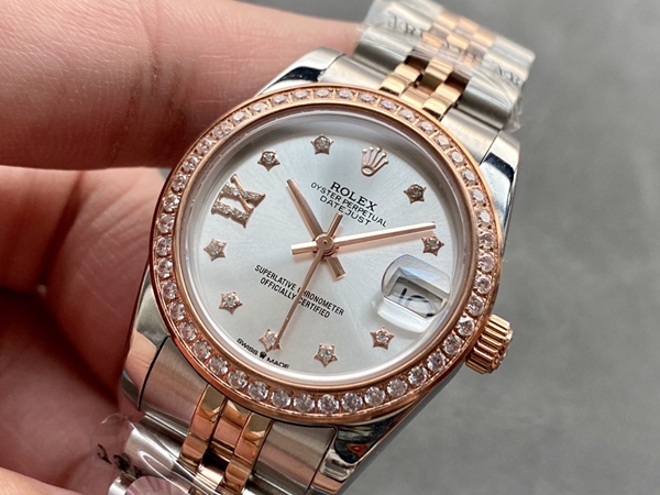 激安ロレックス背面デザイン